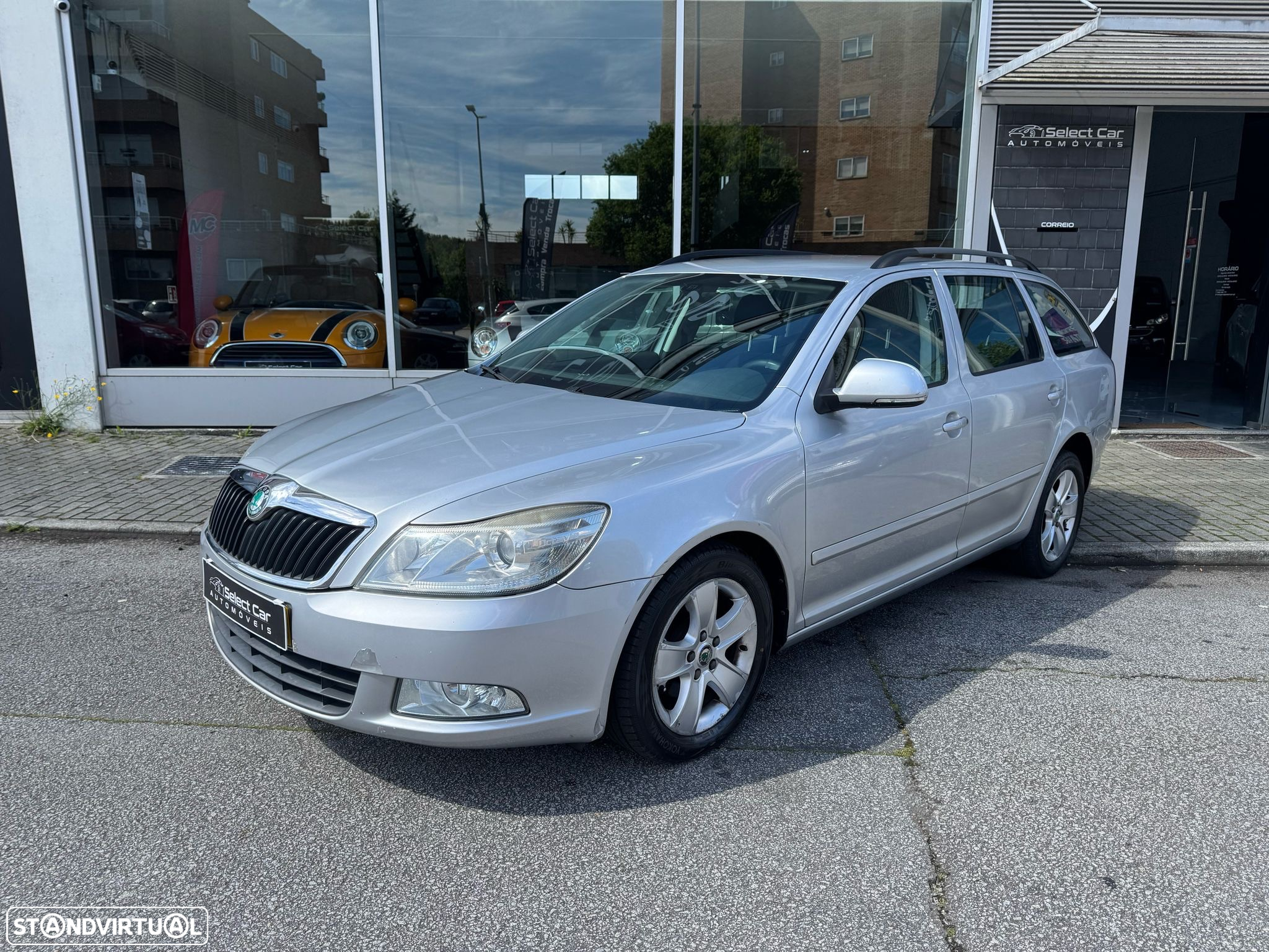 Skoda Octavia Break 1.6 TDi Sportline - 2