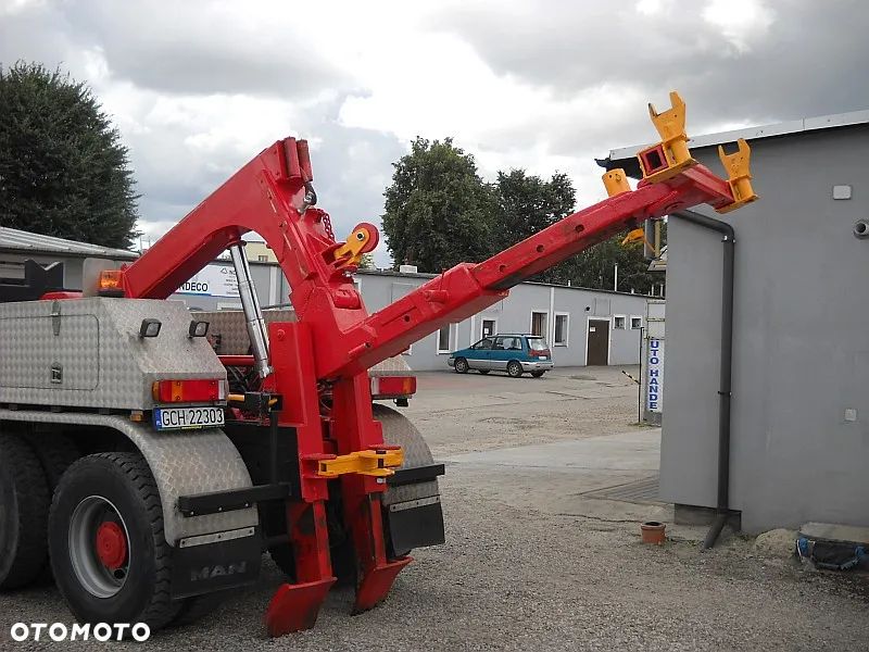 MAN F90 26.422 - 24