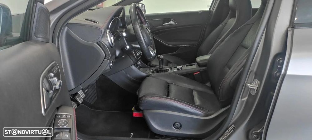 Mercedes-Benz A 180 d AMG Line - 17