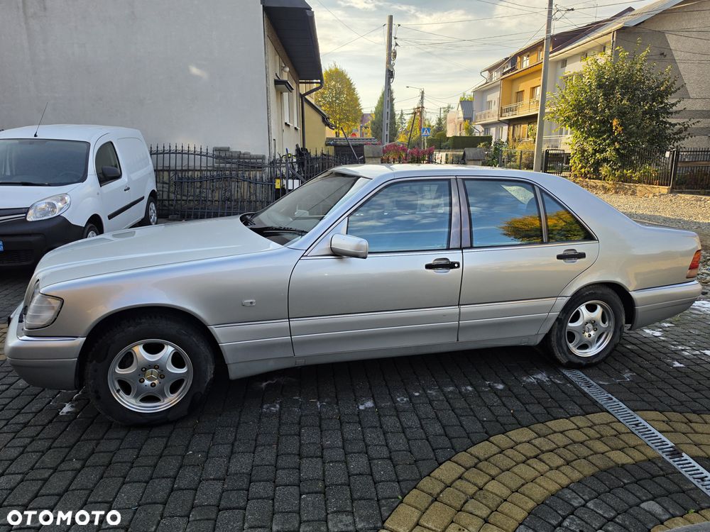Mercedes-Benz Klasa S 300 TD - 19