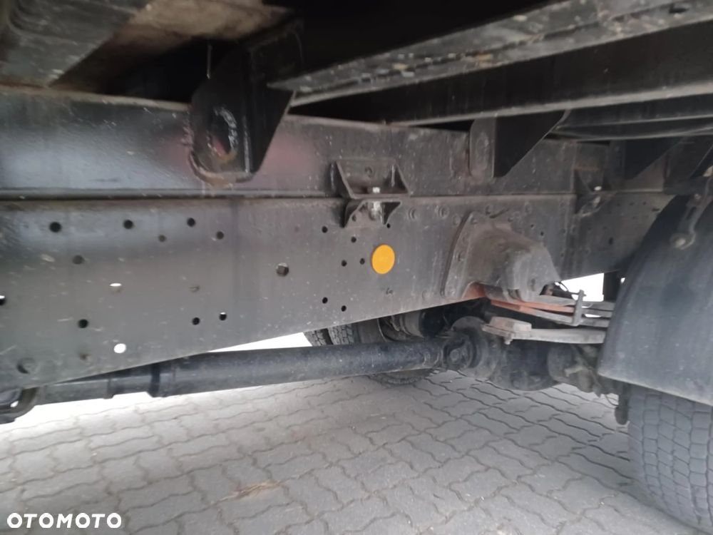 Iveco EUROCARGO ML 120E18 - 8