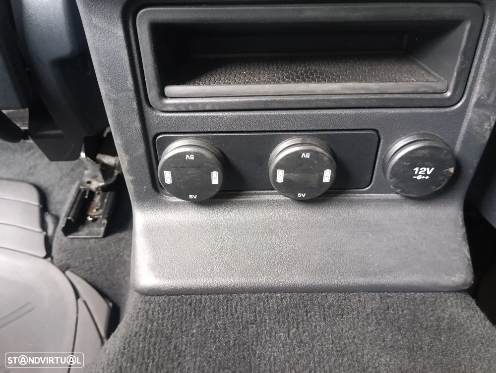 Jaguar F-Pace 2.0 i4D R-Sport Aut. - 26