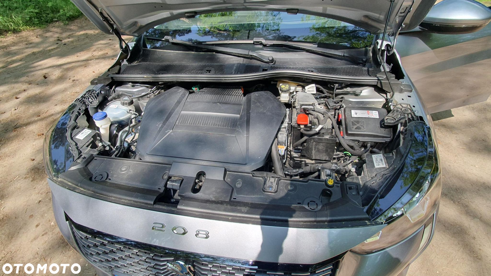 Peugeot 208 e-208 GT Line - 25