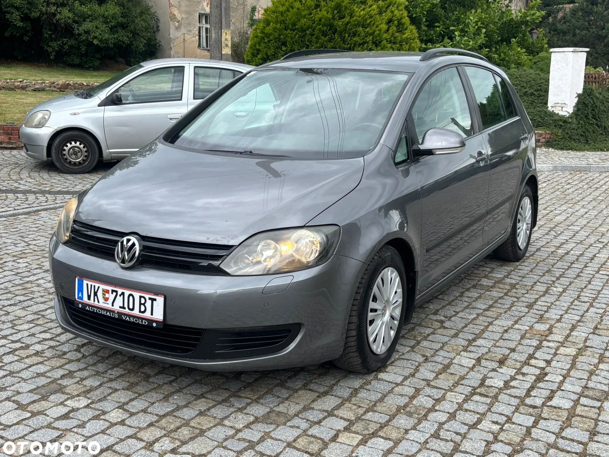 Volkswagen Golf Plus 1.6 TDI Comfortline - 1