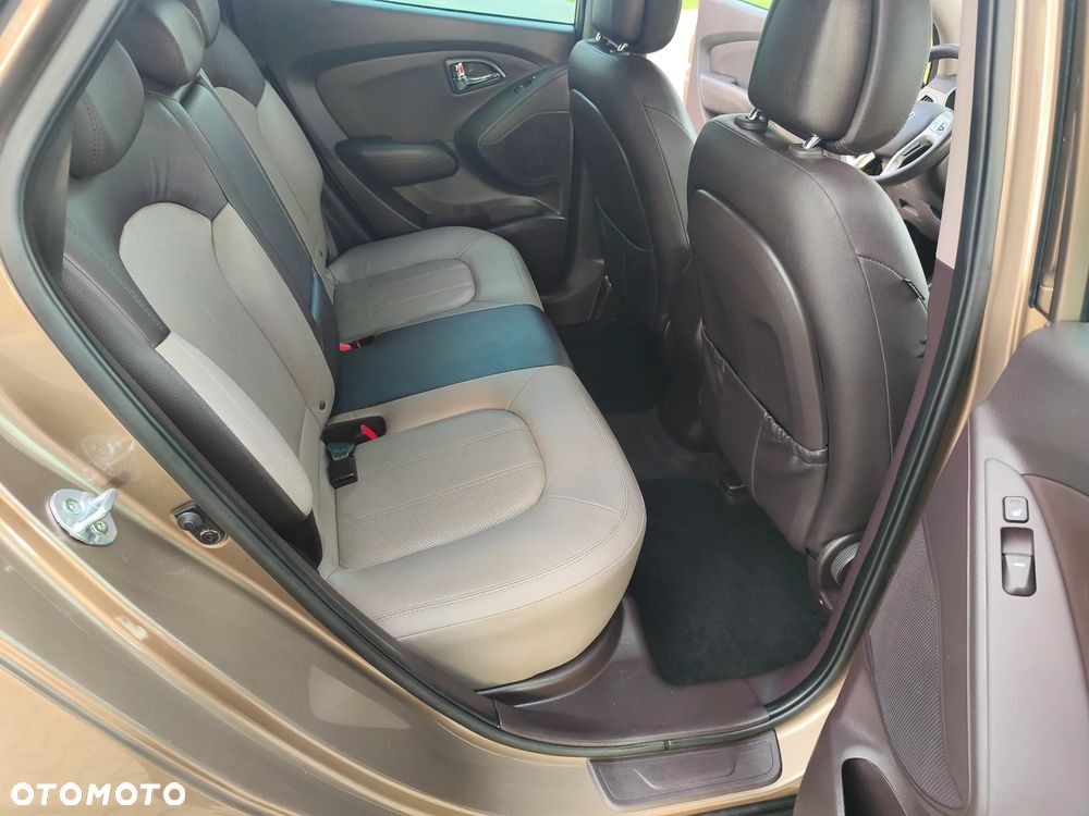 Hyundai ix35 2.0 4WD Automatik Premium - 17