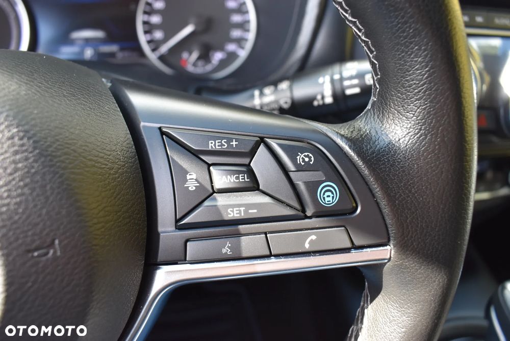 Nissan Juke 1.6 4AMT N-Connecta - 32
