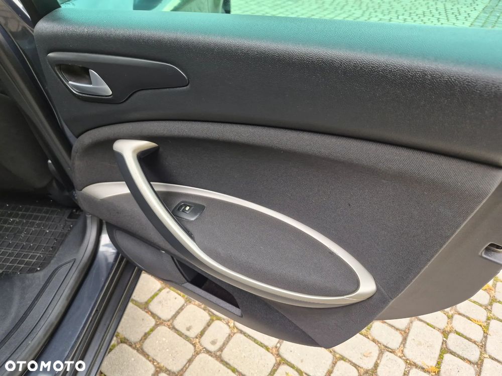 Citroën C5 2.0 HDi Confort - 13
