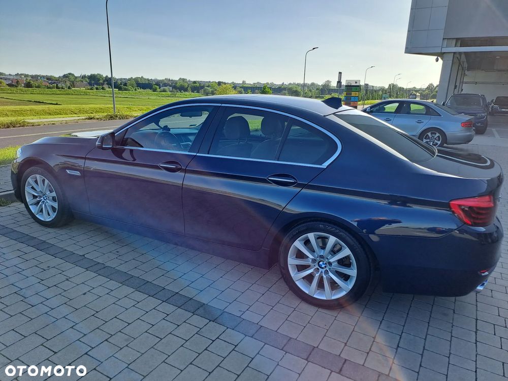 BMW Seria 5 520d xDrive - 4