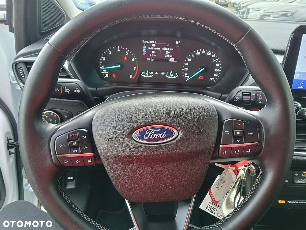 Ford Puma 1.0 EcoBoost TITANIUM - 14
