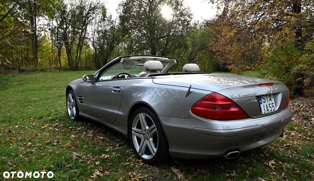 Mercedes-Benz SL - 26