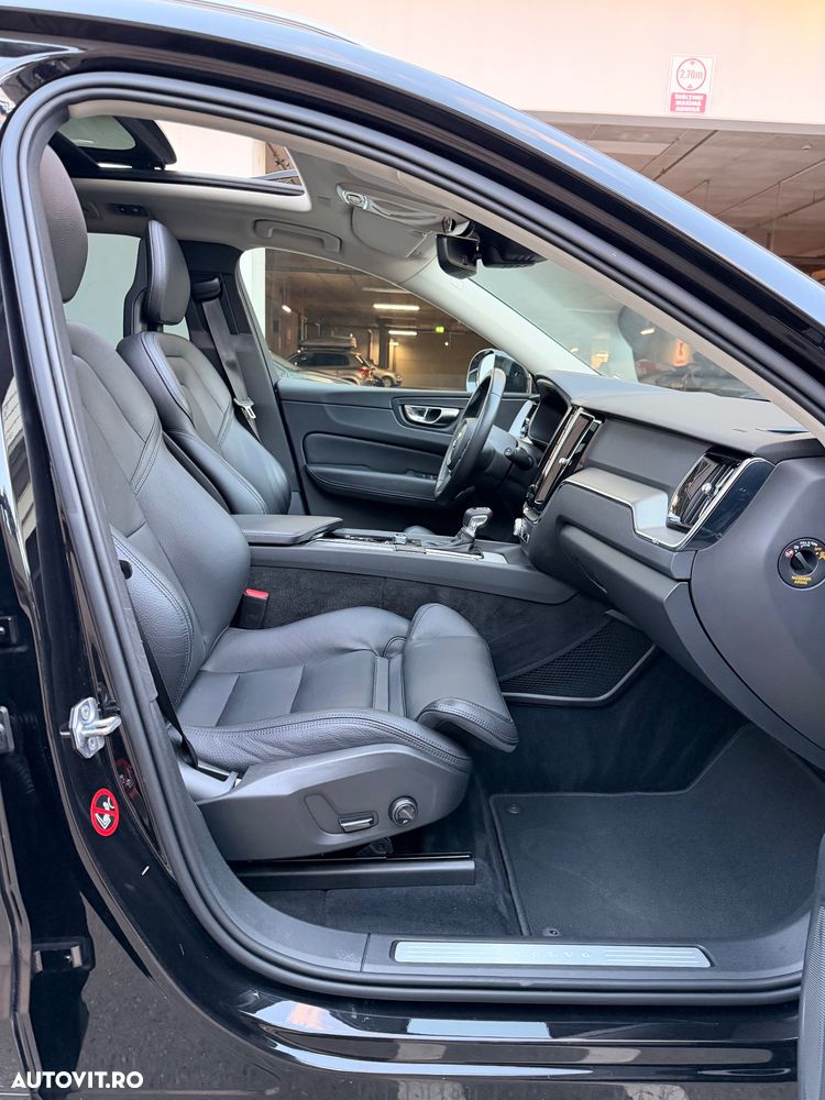 Volvo XC 60 B5 MHEV AWD Inscription - 15