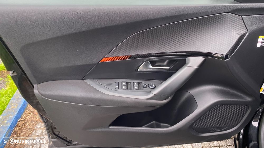 Peugeot e-2008 50 kWh Active Pack - 19