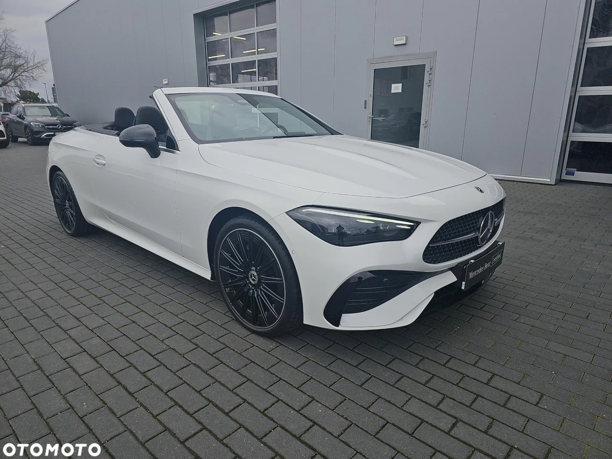 Mercedes-Benz CLE 300 4Matic Cabrio 9G-TRONIC - 20