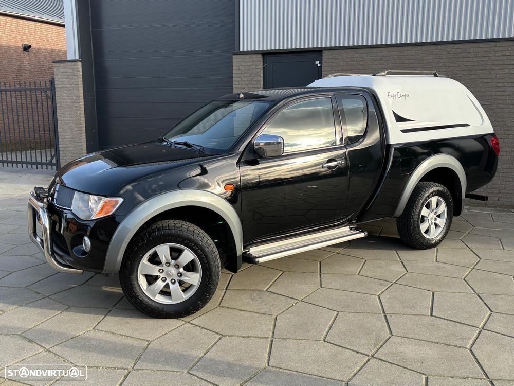 Mitsubishi L200 2.5 DI-D Club Intense 4WD - 1
