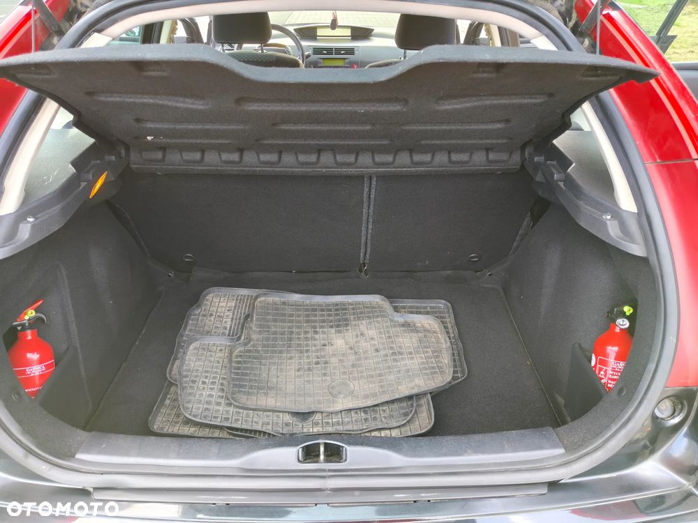Citroën C4 1.4 16V SX - 11