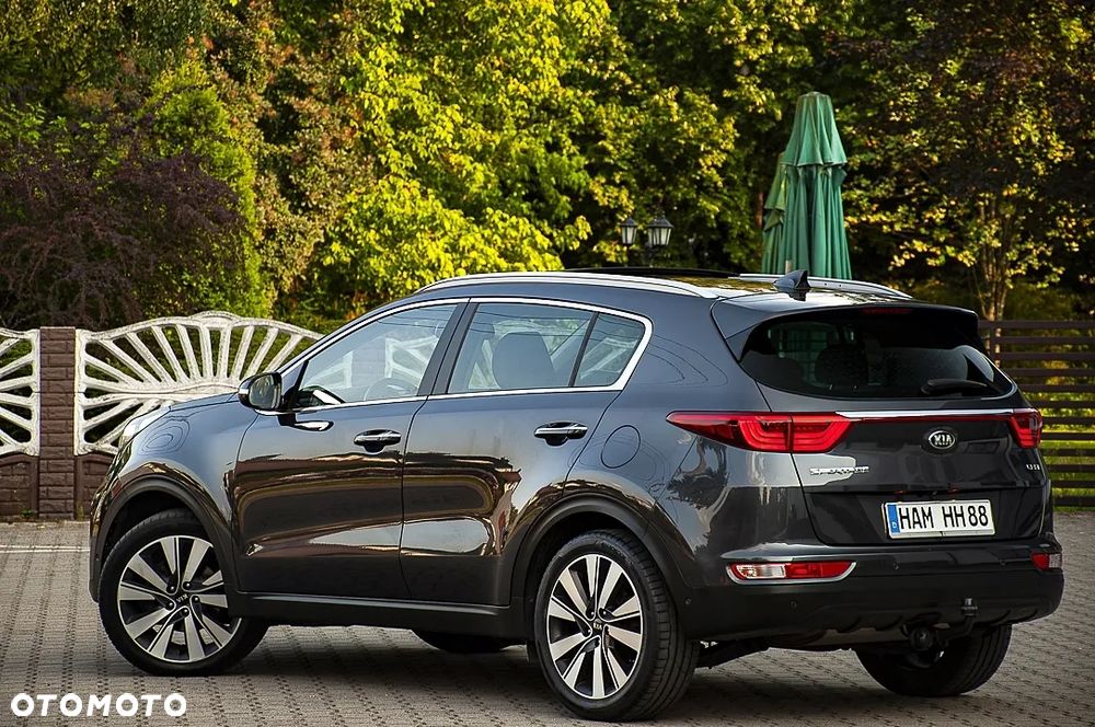 Kia Sportage 2,0 CRDI AWD Platinum - 9