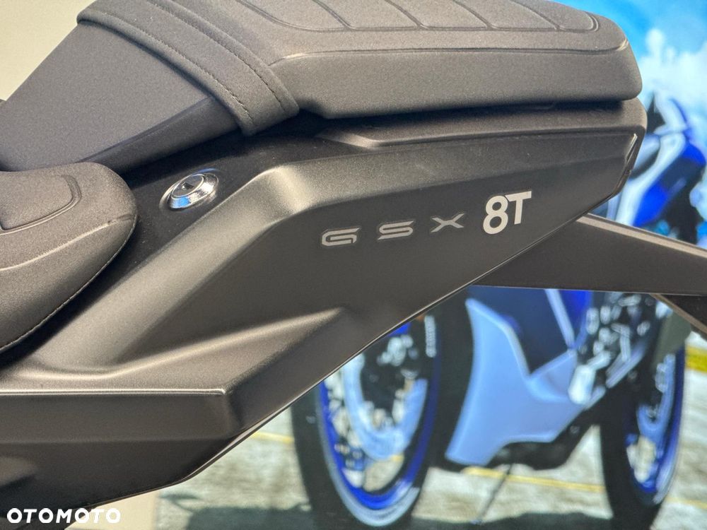 Suzuki GSX - 9