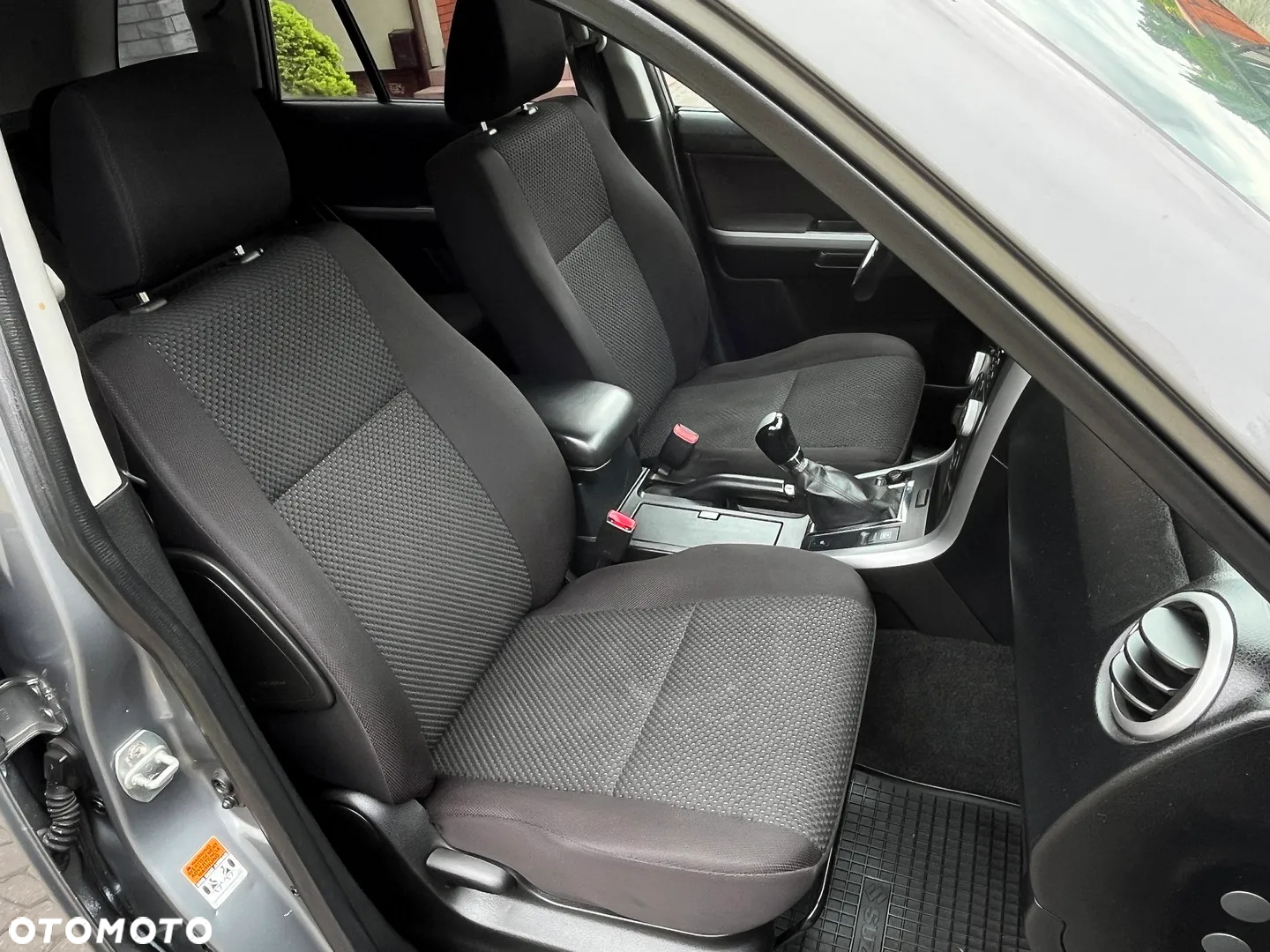 Suzuki Grand Vitara 1.9 DDiS Premium - 19