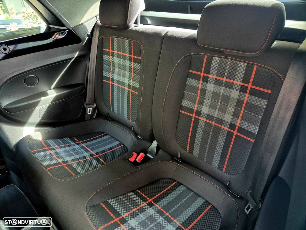 VW New Beetle Cabriolet 1.4 TSI BlueMotion Club - 37