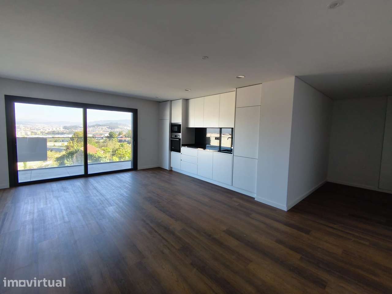APARTAMENTO T3 NOVO EM FERREIROS, BRAGA | PRONTO A HABITAR! - Grande imagem: 4/31