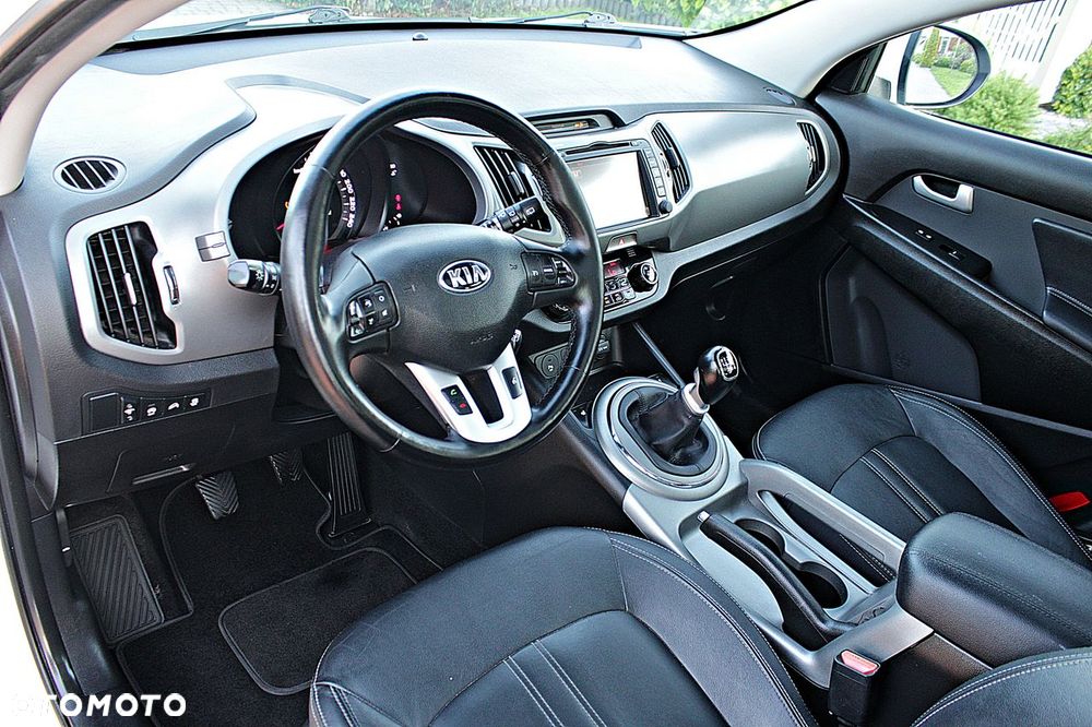 Kia Sportage 1.6 GDI 2WD Fifa World Cup Edition - 28