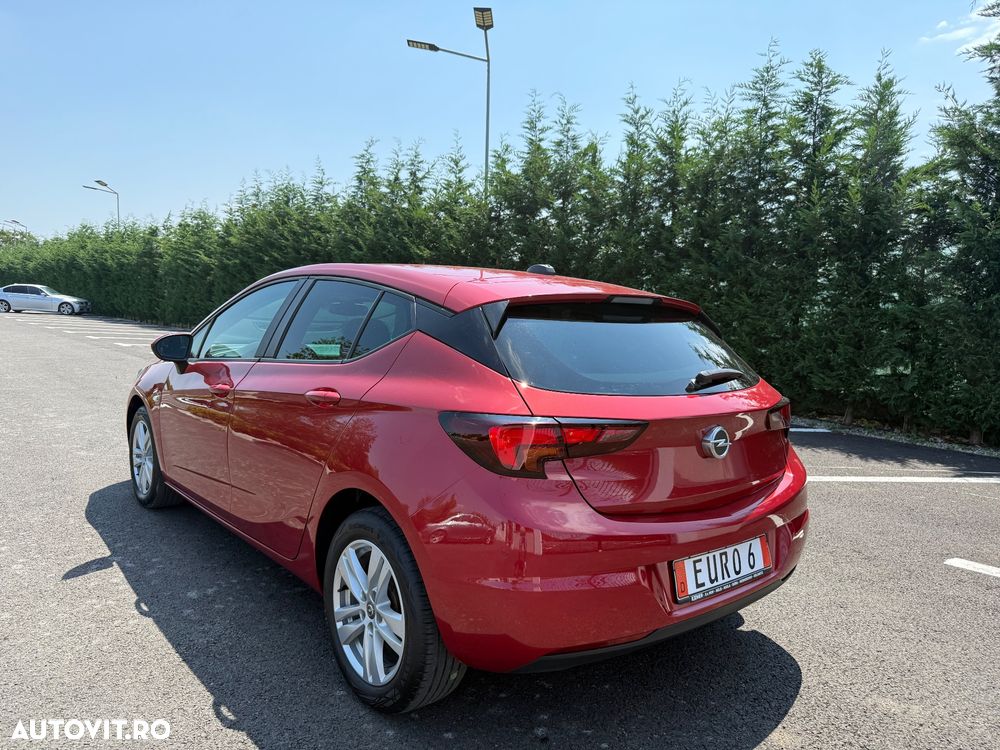 Opel Astra 1.2 Turbo Business Elegance - 6