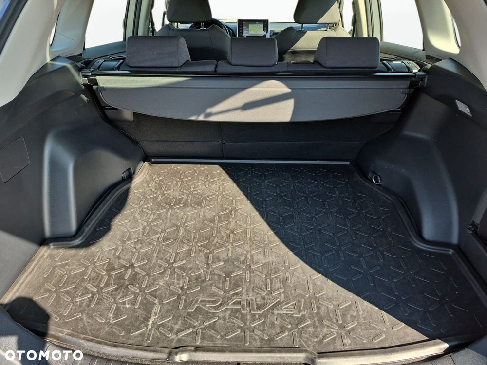 Toyota RAV4 - 23