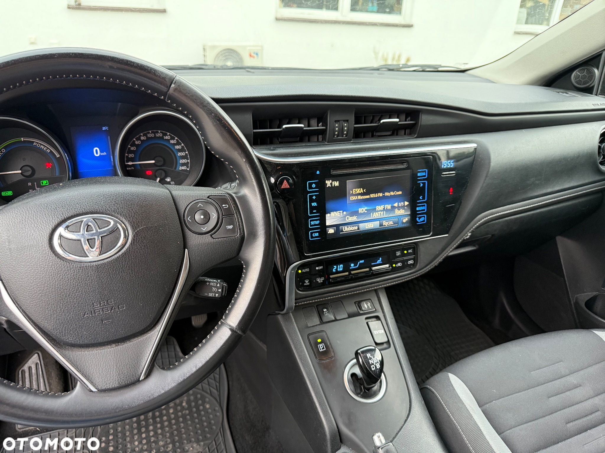 Toyota Auris Hybrid 135 Comfort - 22