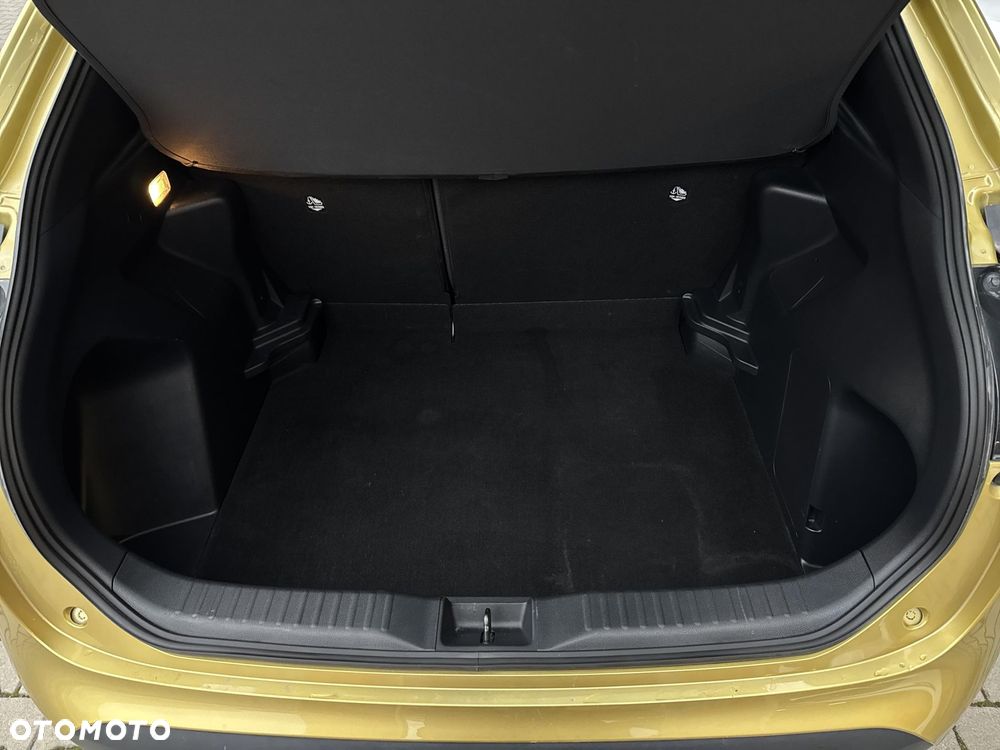 Toyota Yaris Cross Hybrid 1.5 Comfort - 16