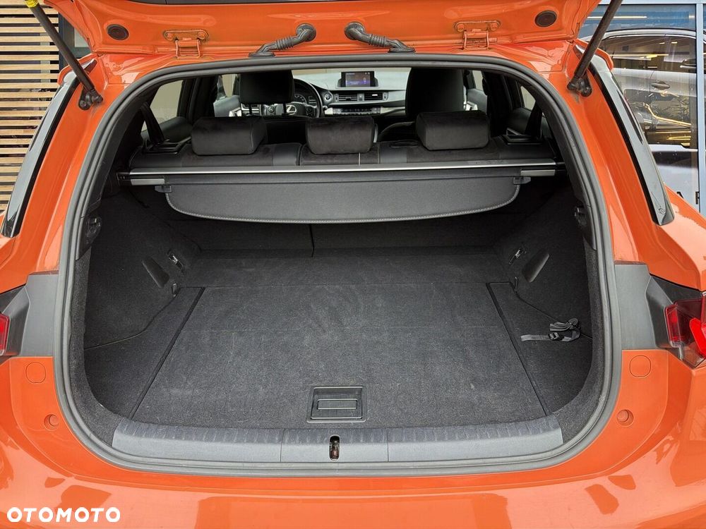 Lexus CT 200h F Sport - 29
