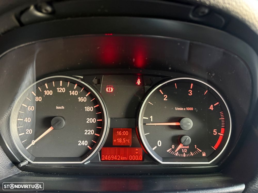 BMW 118 d DPF Edition Sport - 42