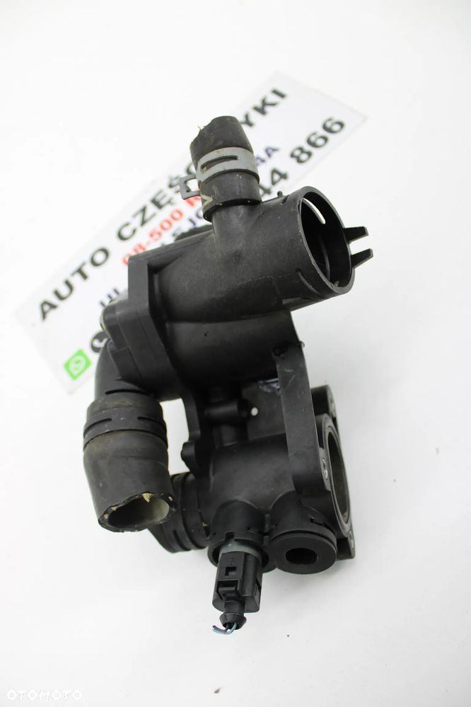 Skoda VW Seat 1.4 Obudowa Termostatu Termostat 032121111CG - 2