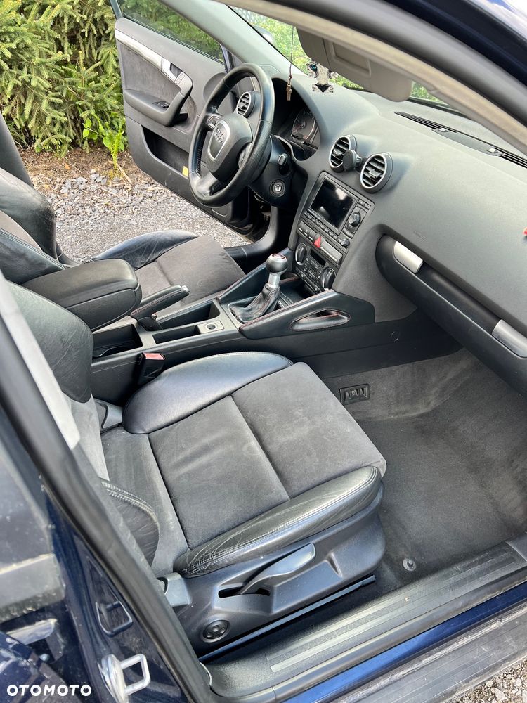 Audi A3 Sportback 1.9 TDI DPF Ambiente - 14