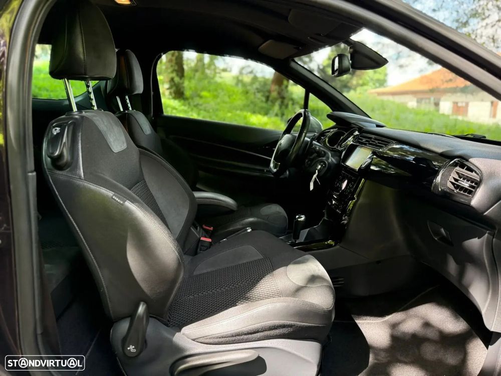 Citroën DS3 1.2 VTi Chic ETG - 23