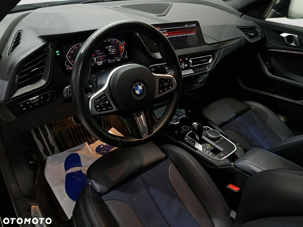 BMW Seria 2 218i M Sport - 11
