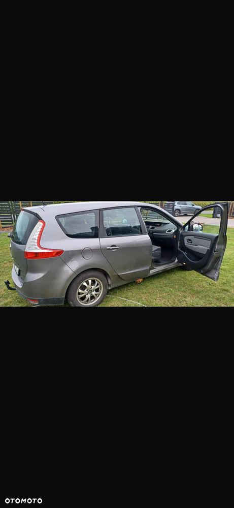 Renault Grand Scenic Gr 1.6 16V Authentique - 2