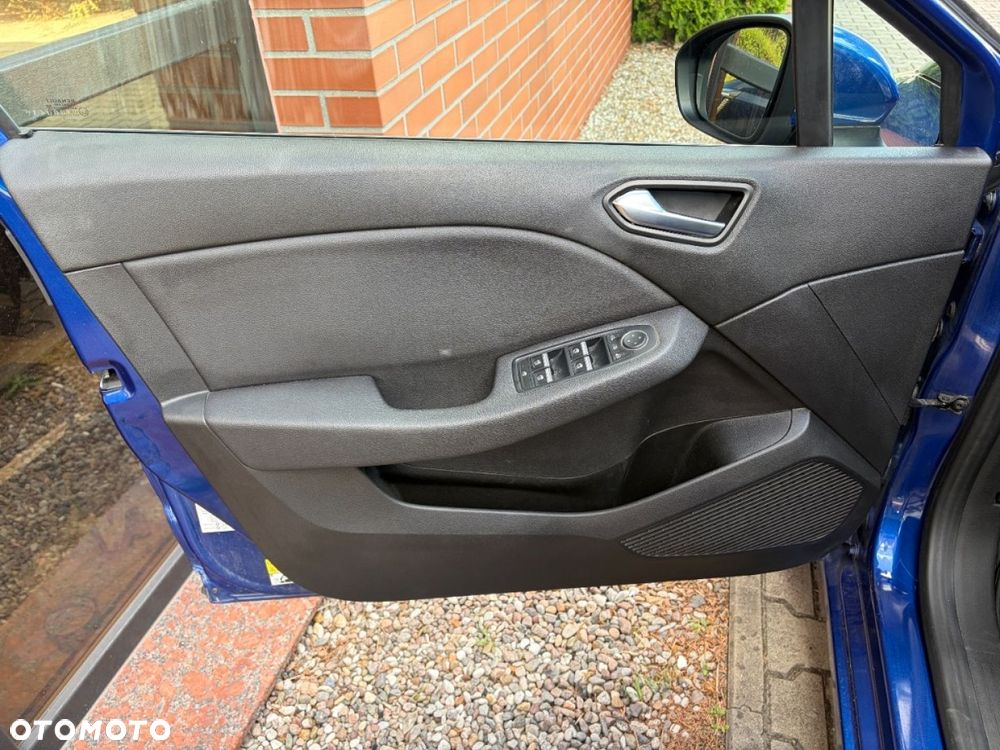 Renault Clio TCe 100 INTENS - 26