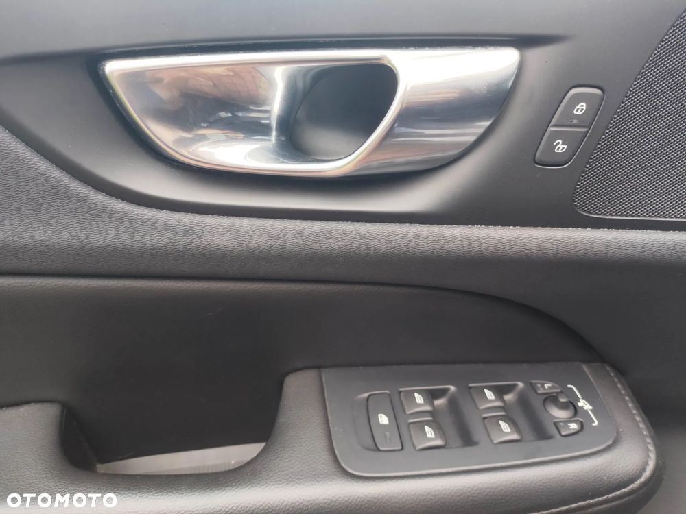 Volvo V60 - 19