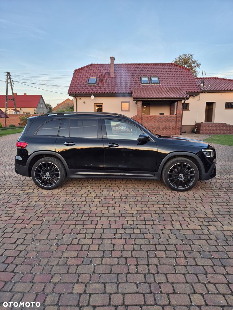 Mercedes-Benz GLB - 6