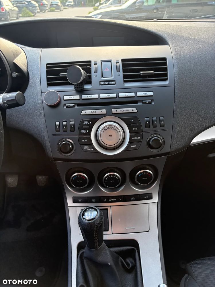 Mazda 3 1.6 16V Exclusive - 10