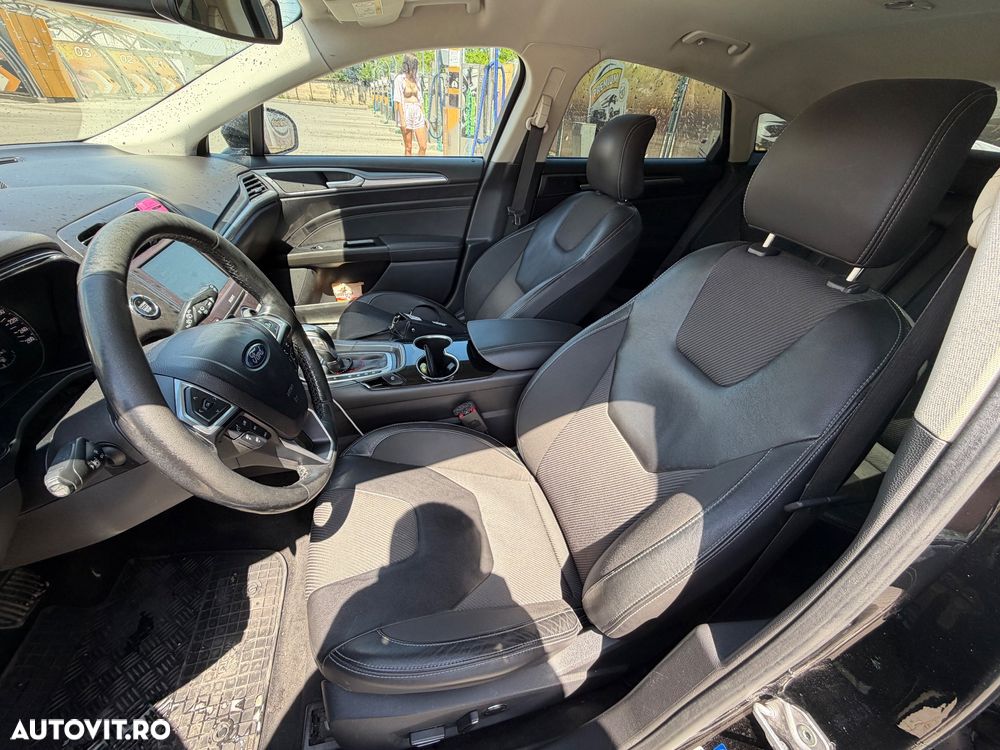 Ford Mondeo 2.0 TDCi Powershift - 3