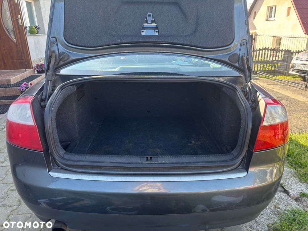 Audi A4 Limousine 2 - 8