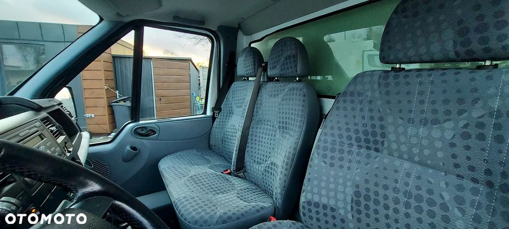 Ford Transit - 10