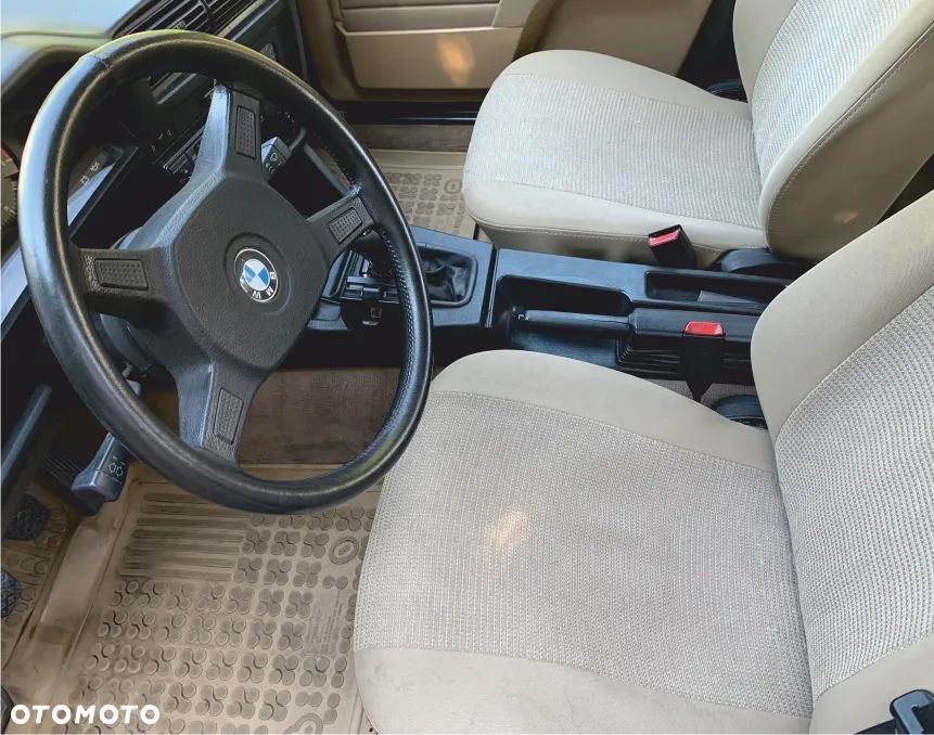 BMW Seria 3 - 12
