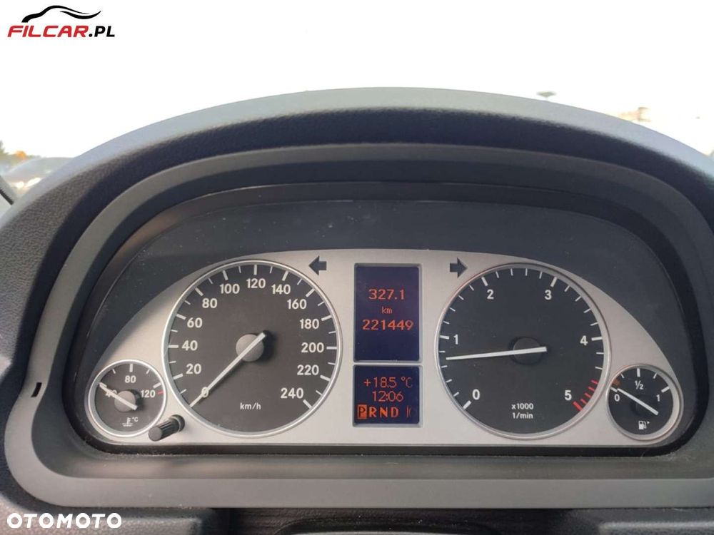 Mercedes-Benz Klasa B - 21