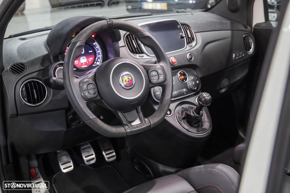 Abarth 595C 1.4 T-Jet Esseesse - 23