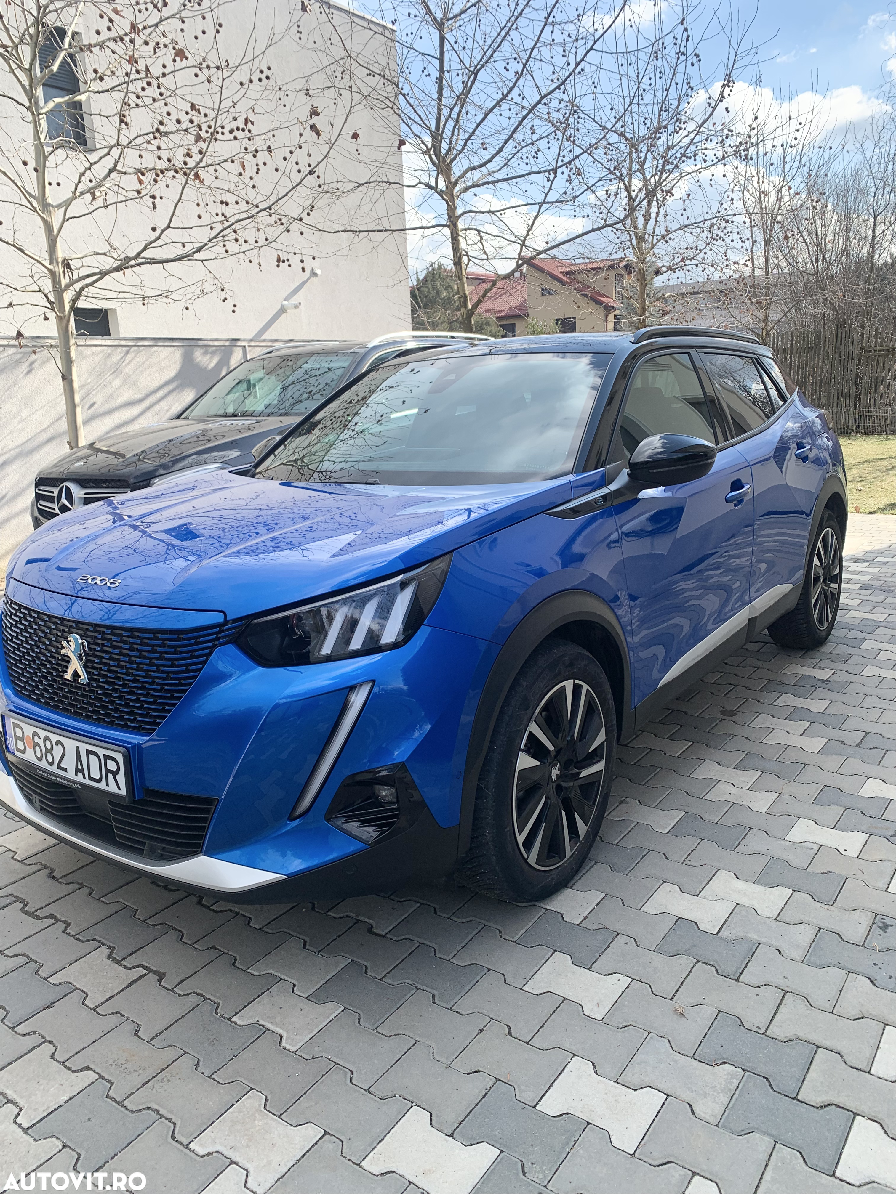 Peugeot 2008 e-2008 GT Line - 2