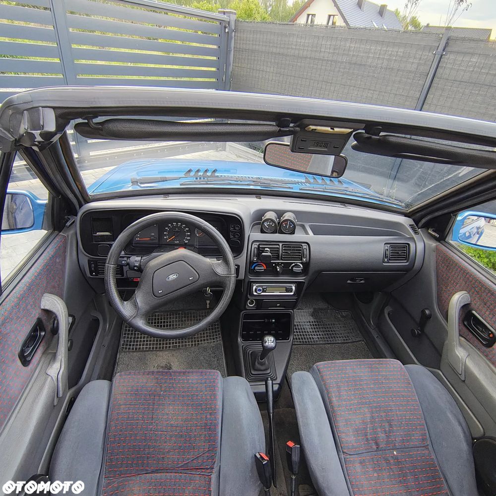 Ford Escort - 30