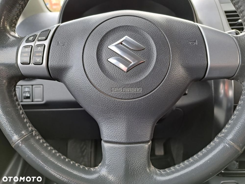 Suzuki SX4 - 26