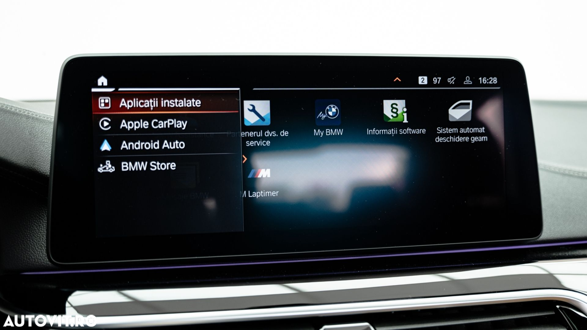 BMW Seria 5 520d xDrive AT MHEV - 33